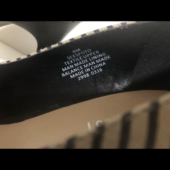 Nine West Stripped Heels - 8M - Picture 6 of 6